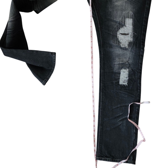 Men's Blue Black Wash Distressed Denim Jeans (No Tags, Never Worn) - Picture 9 of 10
